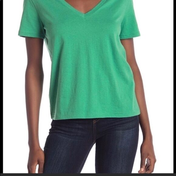 𝅺BP short sleeve top - Picture 1 of 3